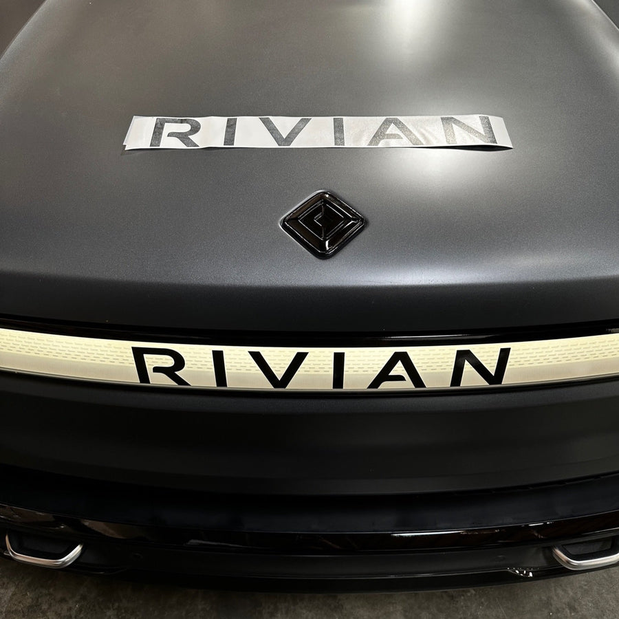 Rivian R1T / R1S Light Bar Vinyl 